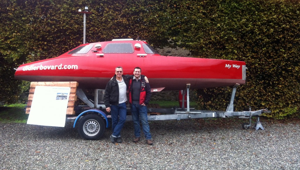 My Way au château de Ripaille le week-end dernier, invité pour le salon du livre. Avec Kevin Fremau chauffeur pour l'occasion et d'une grande aide pour les soudures de l'armature en inox qui tient la bulle.