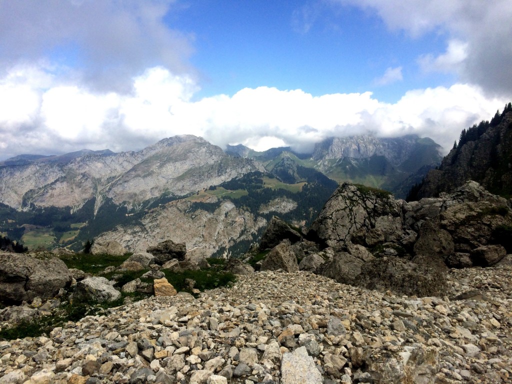 Au pied du Mont de Granges