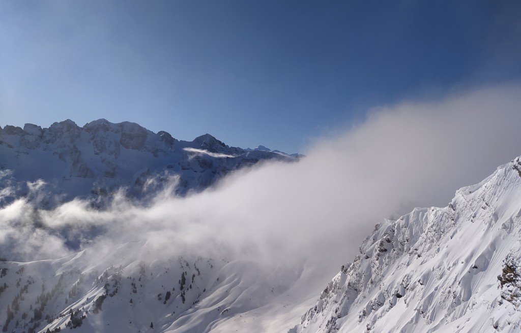 Du haut du télésiège le Fornet 2221 m.